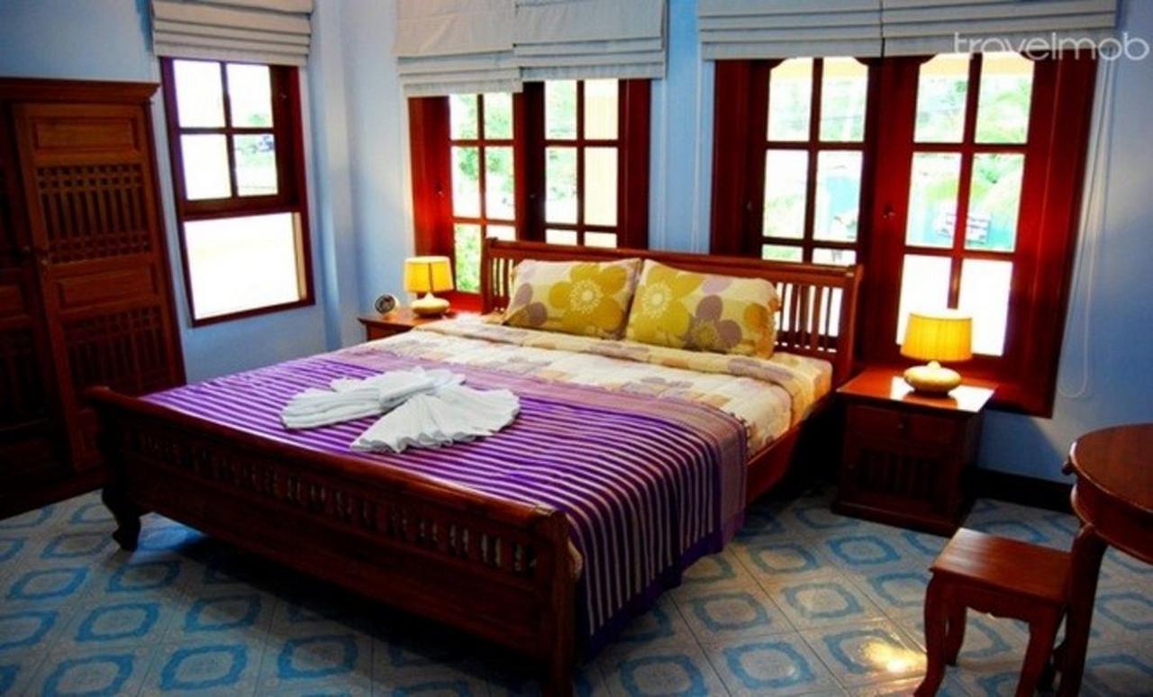 Majestic Villas Phuket Rawai Exterior photo