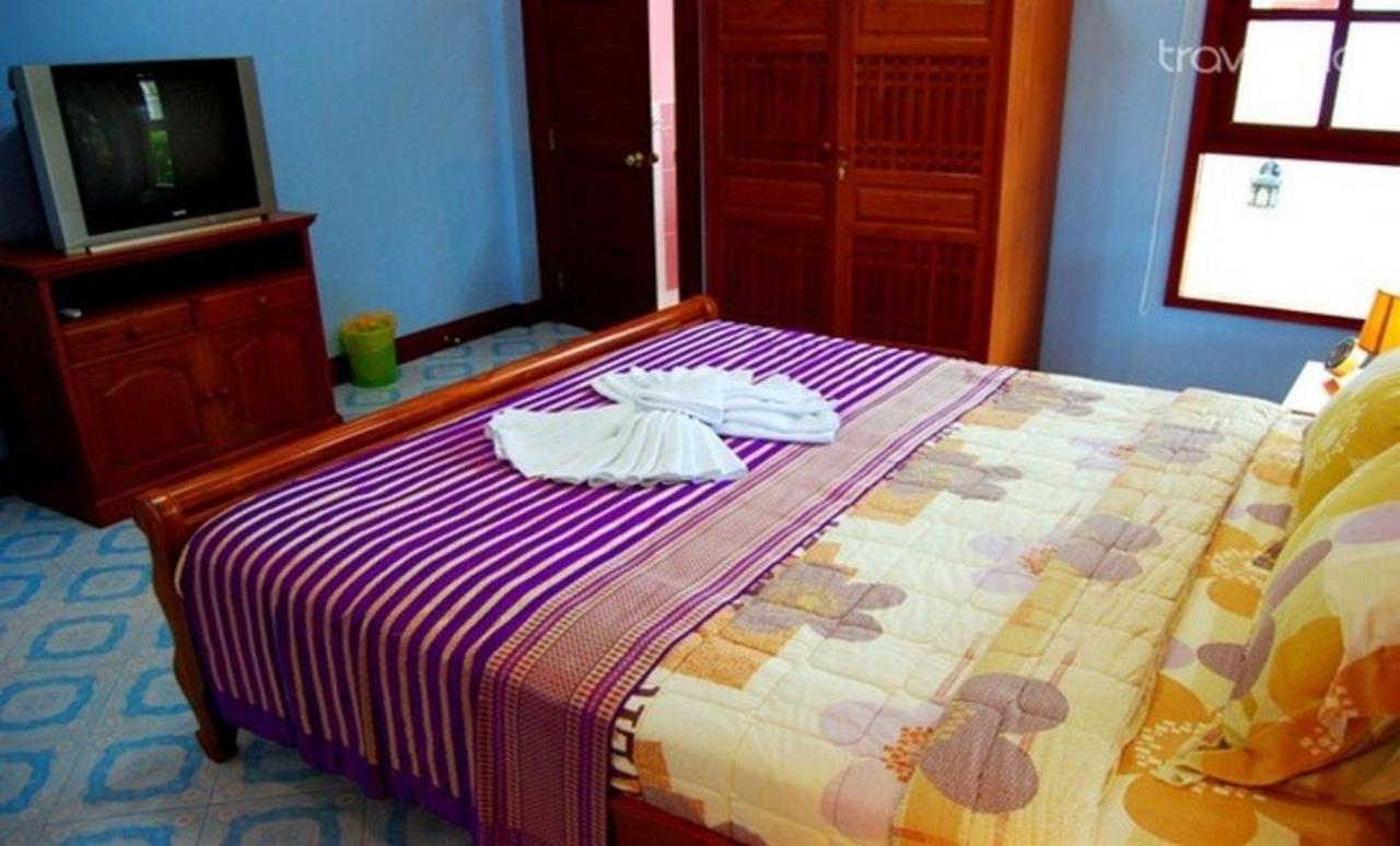 Majestic Villas Phuket Rawai Exterior photo