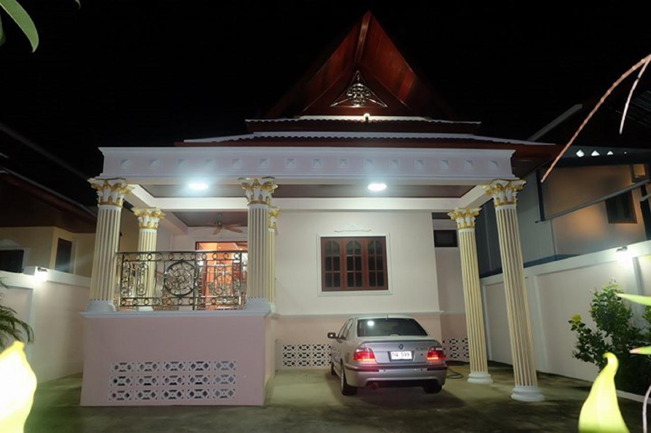 Majestic Villas Phuket Rawai Exterior photo